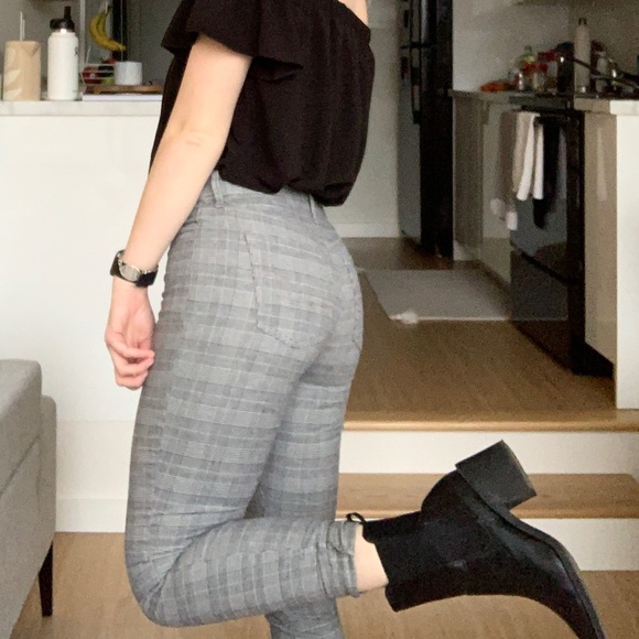 Plaid pants 💫 - Picture 5 of 5